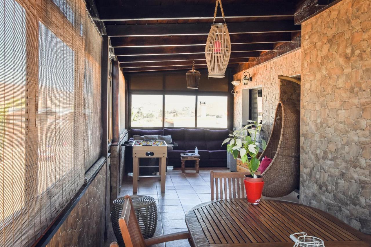 La Canada Villa *